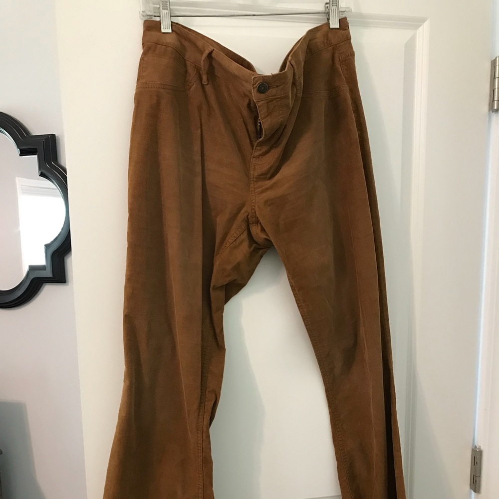 Mossimo, worn once mid-rise flare 16 cords